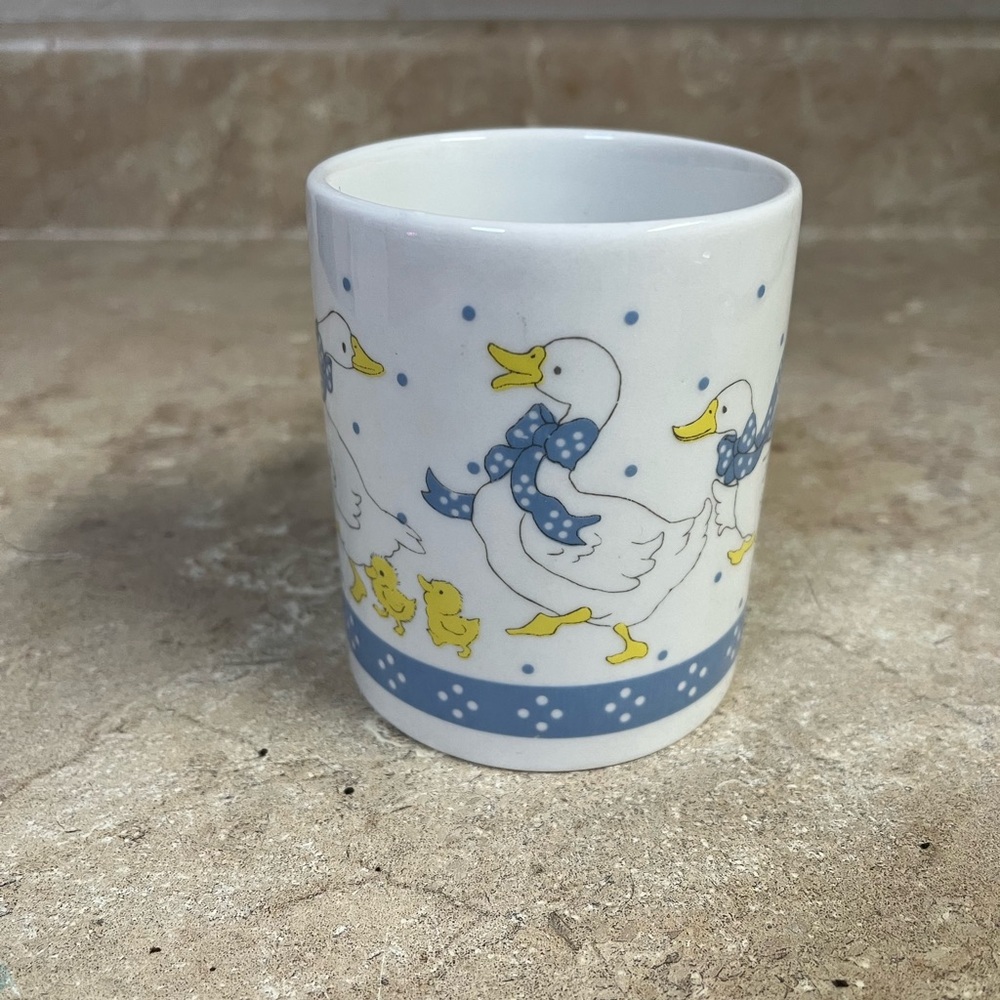 Vintage Country Goose Ceramic Mug - Picture 2 of 5